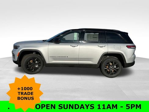 New 2025 Jeep Grand Cherokee Limited image 4