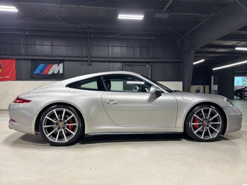 Used 2013 Porsche 911 Carrera 4S AWD/4WD image 11