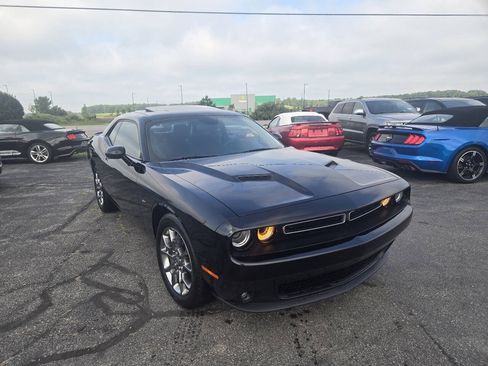 Used 2017 Dodge Challenger GT w/ Driver Convenience Group AWD/4WD image 13