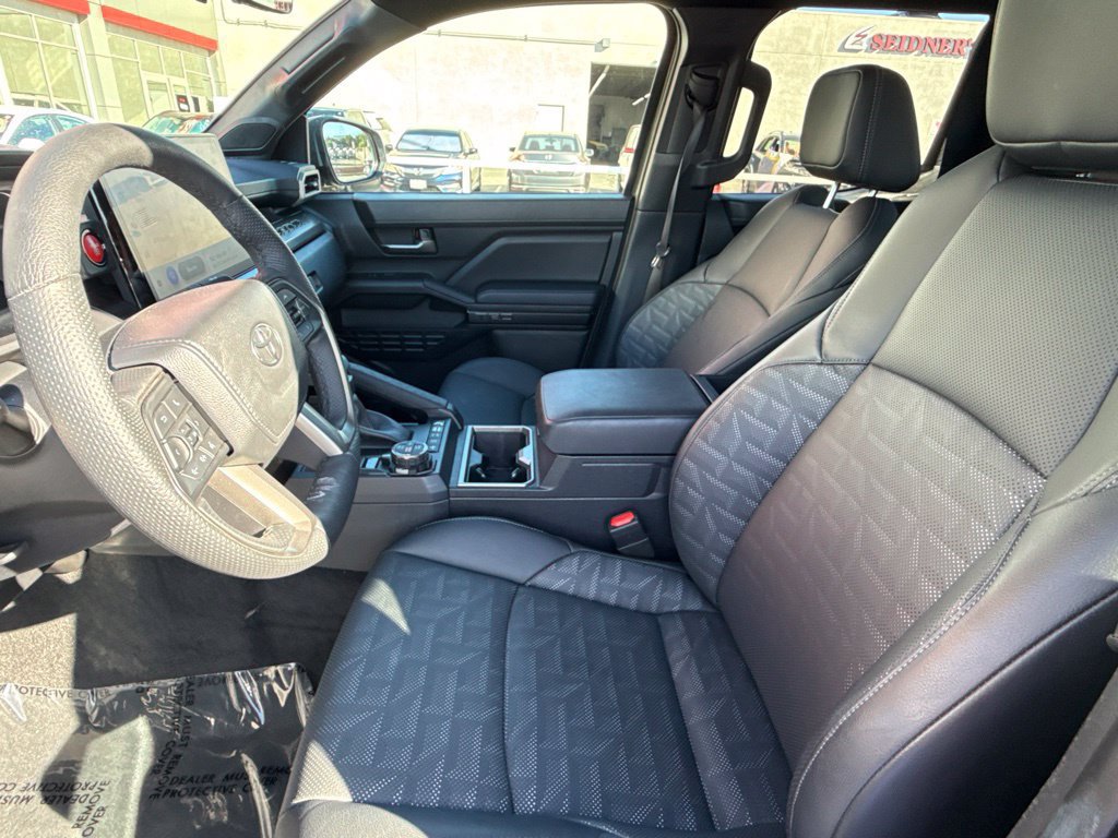 Used 2024 Toyota Tacoma TRD Off-Road w/ TRD Off Road Premium Package AWD/4WD image 20