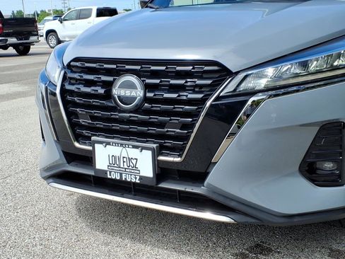 Used 2023 Nissan Kicks SR FWD image 32