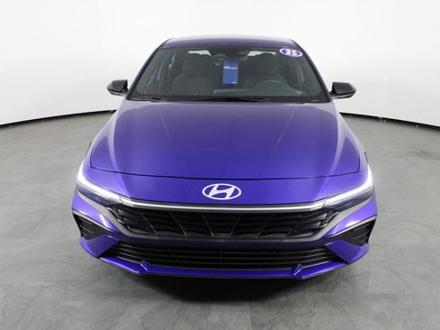 Certified 2025 Hyundai Elantra Sport image 14