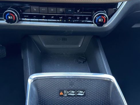 New 2026 Chevrolet Equinox ACTIV image 16