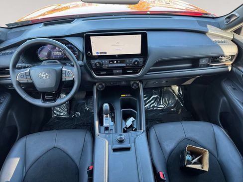 Used 2026 Toyota Grand Highlander AWD Hybrid image 10
