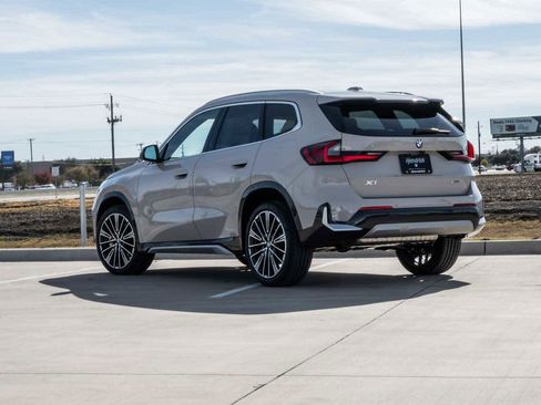 New 2026 BMW X1 xDrive28i w/ Technology Package image 2
