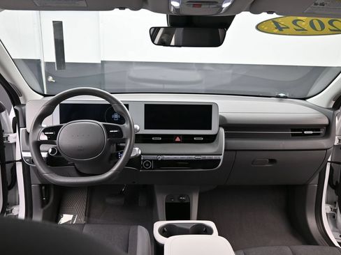 Certified 2024 Hyundai Ioniq 5 SEL RWD image 10