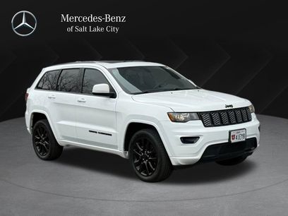 Used 2019 Jeep Grand Cherokee Altitude
