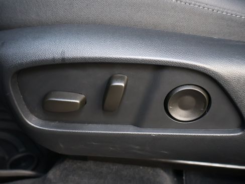 Used 2026 Chevrolet Equinox LT w/ Convenience Package II AWD/4WD image 9