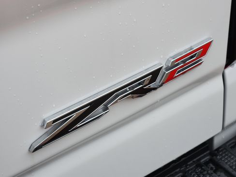 New 2026 Chevrolet Silverado 2500 ZR2 image 10