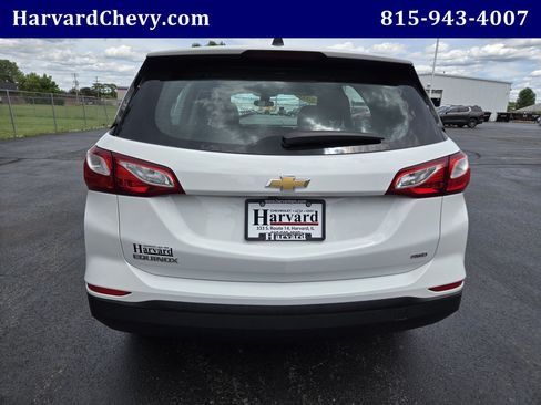 Used 2021 Chevrolet Equinox LS AWD/4WD image 5