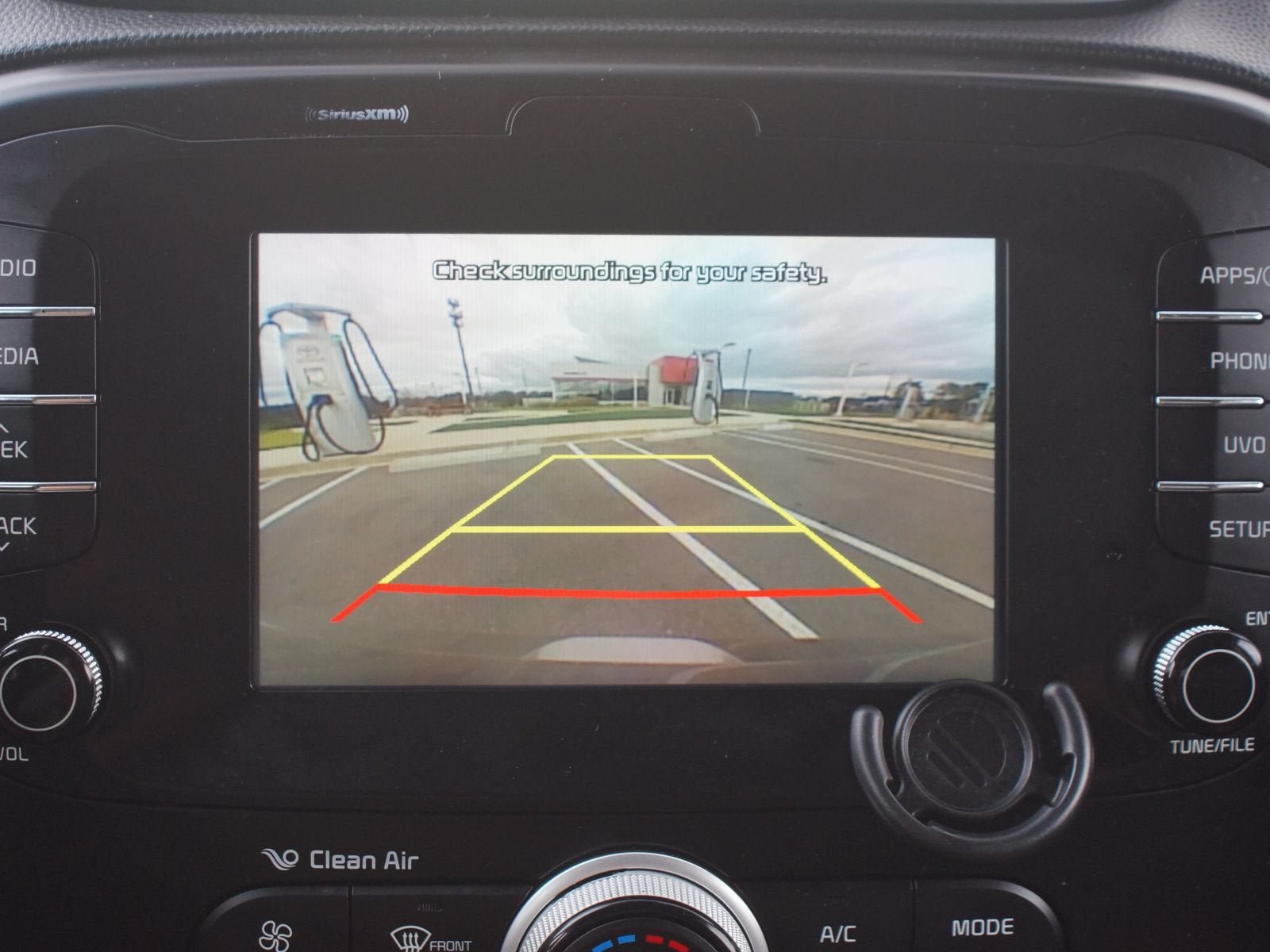 Used 2018 Kia Soul + FWD image 7