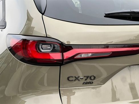 New 2026 MAZDA CX-70 3.3 Turbo w/ Preferred Package image 26