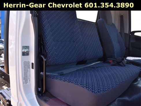 New 2025 Chevrolet Low Cab Forward image 8