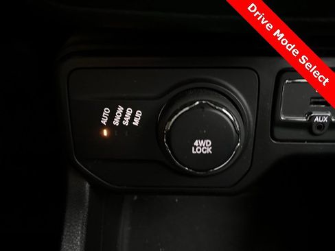 Used 2021 Jeep Renegade Sport image 10