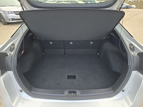 Used 2017 Toyota Prius Two image 15