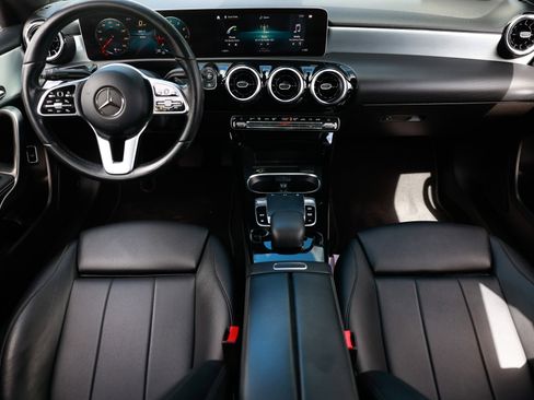 Used 2019 Mercedes-Benz A 220 image 2