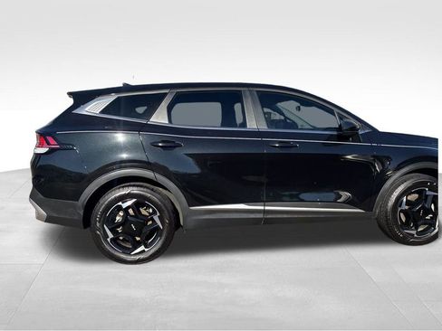 Certified 2023 Kia Sportage LX image 11