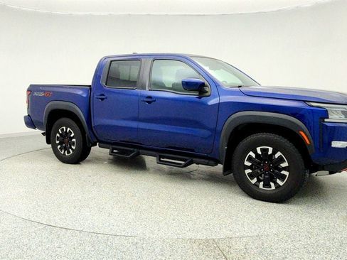 Used 2023 Nissan Frontier PRO-4X w/ Pro Convenience Package image 3