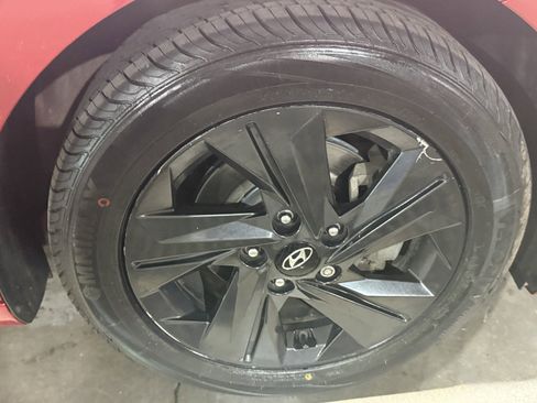Used 2023 Hyundai Elantra SEL FWD image 26