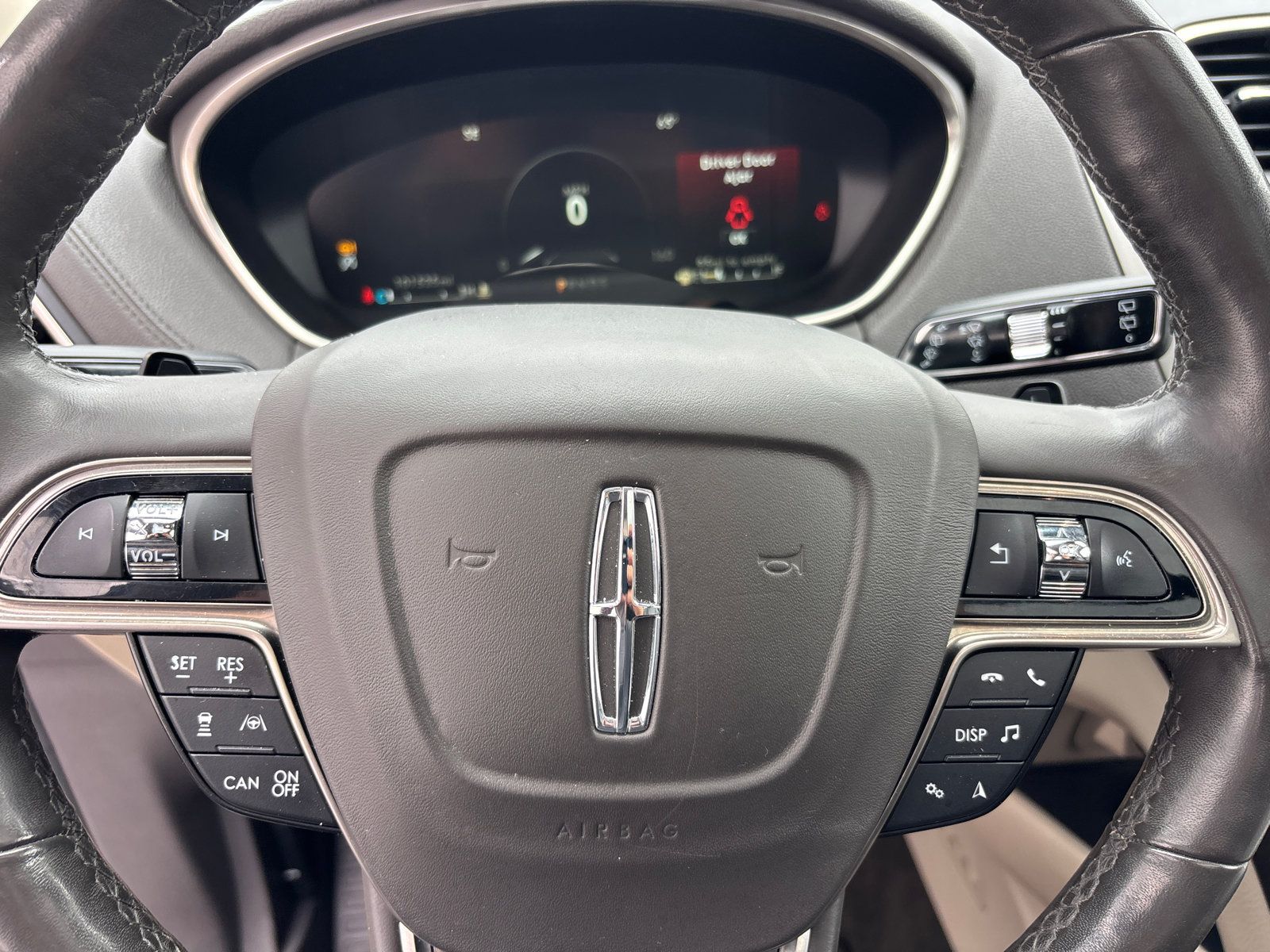 Used 2019 Lincoln Nautilus Reserve AWD/4WD image 16