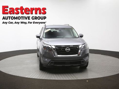 Used 2025 Nissan Pathfinder SV FWD image 52