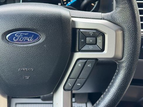 Used 2016 Ford F150 Lariat AWD/4WD image 24