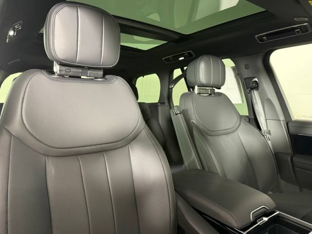 New 2026 Land Rover Range Rover SE AWD/4WD image 33