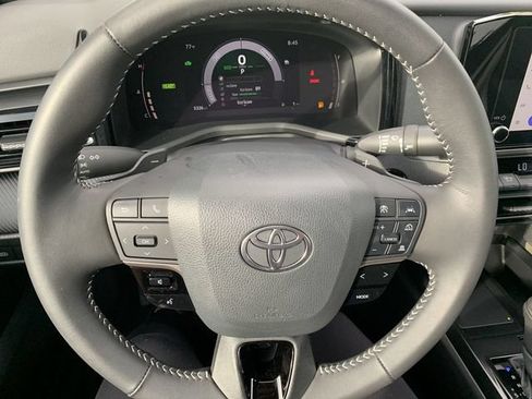 Certified 2026 Toyota Camry SE FWD image 19