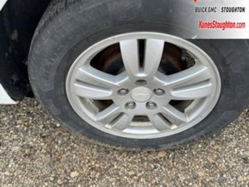 Used 2016 Chevrolet Sonic LT image 12