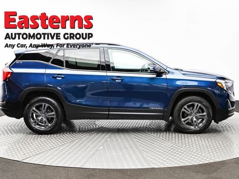 Used 2019 GMC Terrain SLE w/ Driver Convenience Package image 4