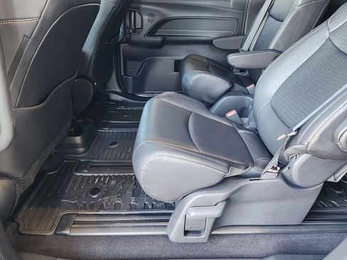 New 2025 Toyota Sienna XLE Woodland Edition image 16