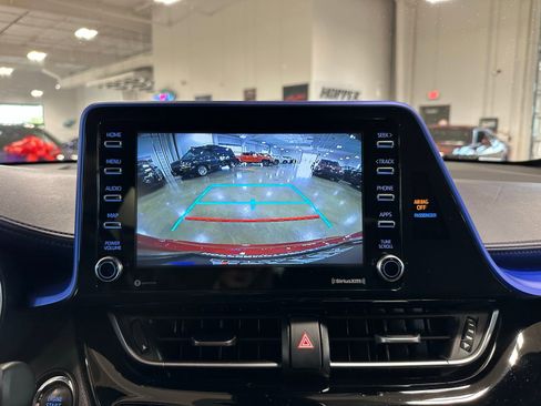 Used 2020 Toyota C-HR XLE FWD image 25