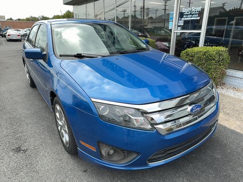 Used 2011 Ford Fusion SE w/ 202A Rapid Spec Order Code FWD image 2