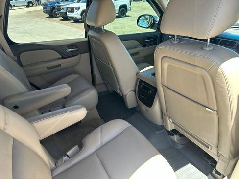 Certified 2014 Chevrolet Tahoe LTZ AWD/4WD image 25