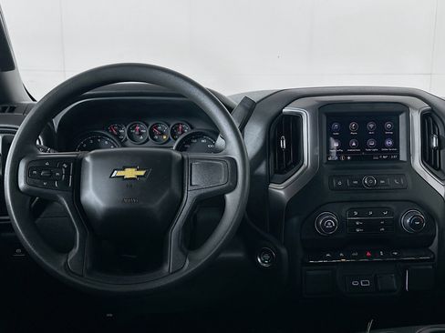 Used 2024 Chevrolet Silverado 1500 Custom image 17