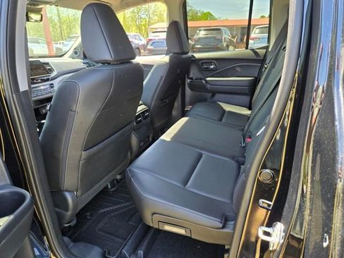 Used 2025 Honda Ridgeline RTL image 13