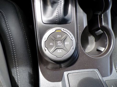 New 2025 Ford Bronco Badlands image 22