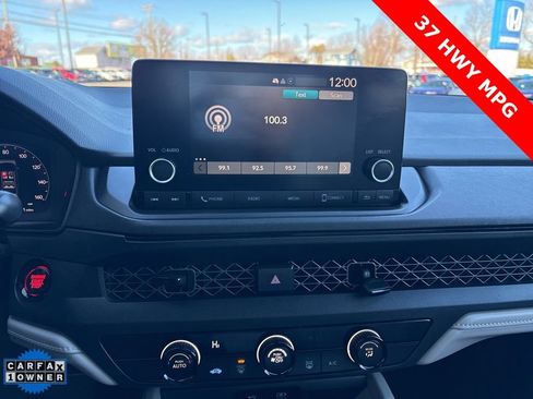 Used 2023 Honda Accord LX image 19