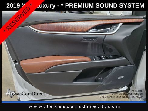 Used 2019 Cadillac XTS Luxury w/ Driver Awareness Package FWD image 8