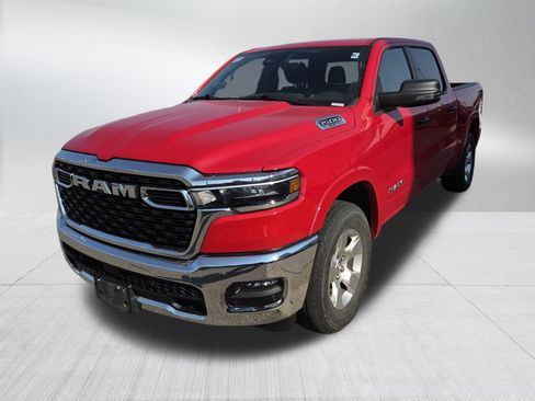 Used 2025 RAM 1500 Big Horn AWD/4WD image 3