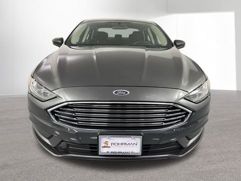 Used 2017 Ford Fusion SE image 23