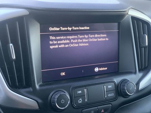 Used 2024 GMC Terrain SLT image 11