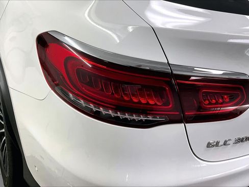 Certified 2022 Mercedes-Benz GLC 300 4MATIC Coupe image 28