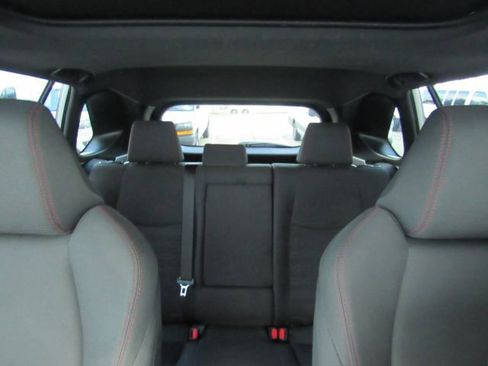 Used 2024 Toyota RAV4 SE image 32