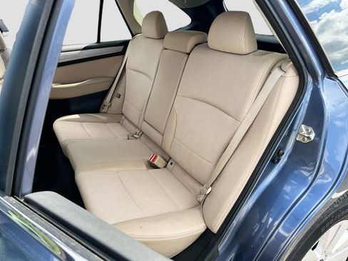 Used 2016 Subaru Outback 2.5i Premium image 23