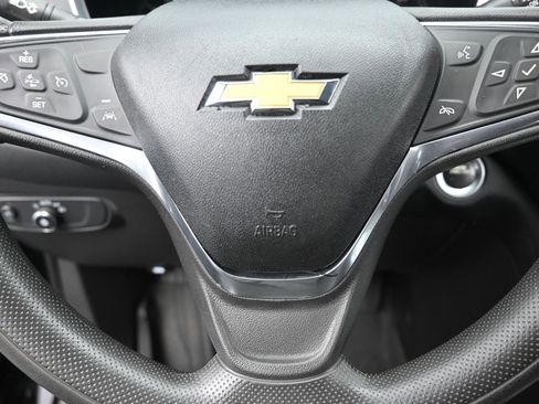 Used 2021 Chevrolet Equinox LT w/ LPO, Floor Liner Package image 22