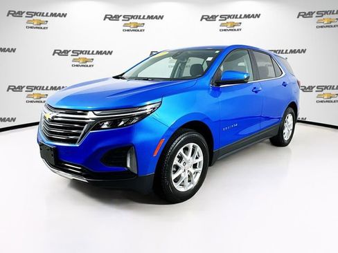 Used 2024 Chevrolet Equinox LT image 3