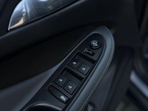 Used 2020 Buick Envision Essence w/ LPO, Active Package image 25