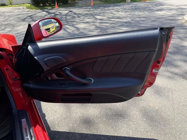 Used 2005 Honda S2000 image 15