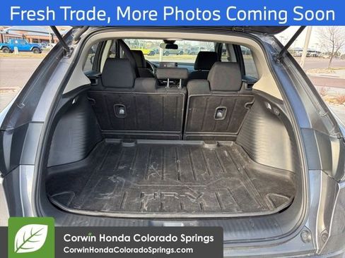 Used 2024 Honda HR-V LX image 9